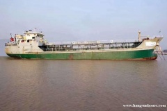 售2010年安徽造1000T油船