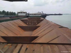 出售2016年造内河B级2300吨自卸沙船
