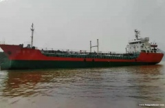 出售2006年2350吨近海双壳油船
